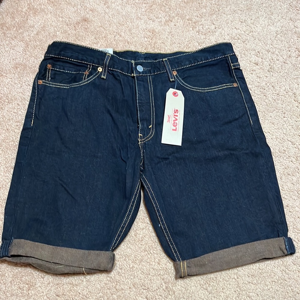 BRAND NEW! Men’s Levi’s 511 shorts. Size: Waist 36 - Picture 2 of 3